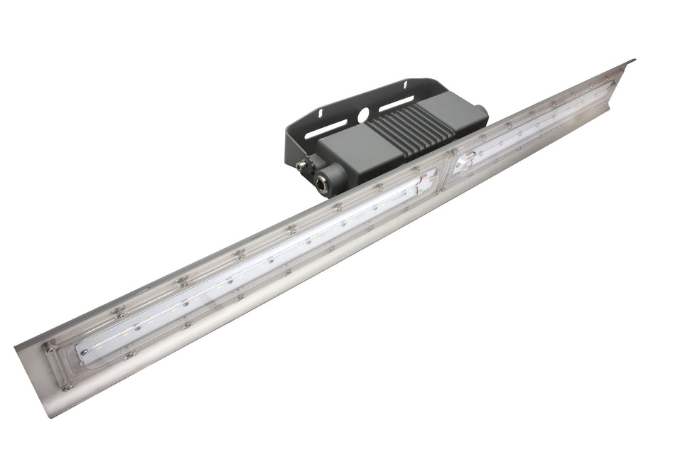 Hazardous Location Linear Light 80W 4 Foot 120-277V Wide Distribution 5000K Gray Class I Division 2 (HL-LI4880U) Maxlite 1409549